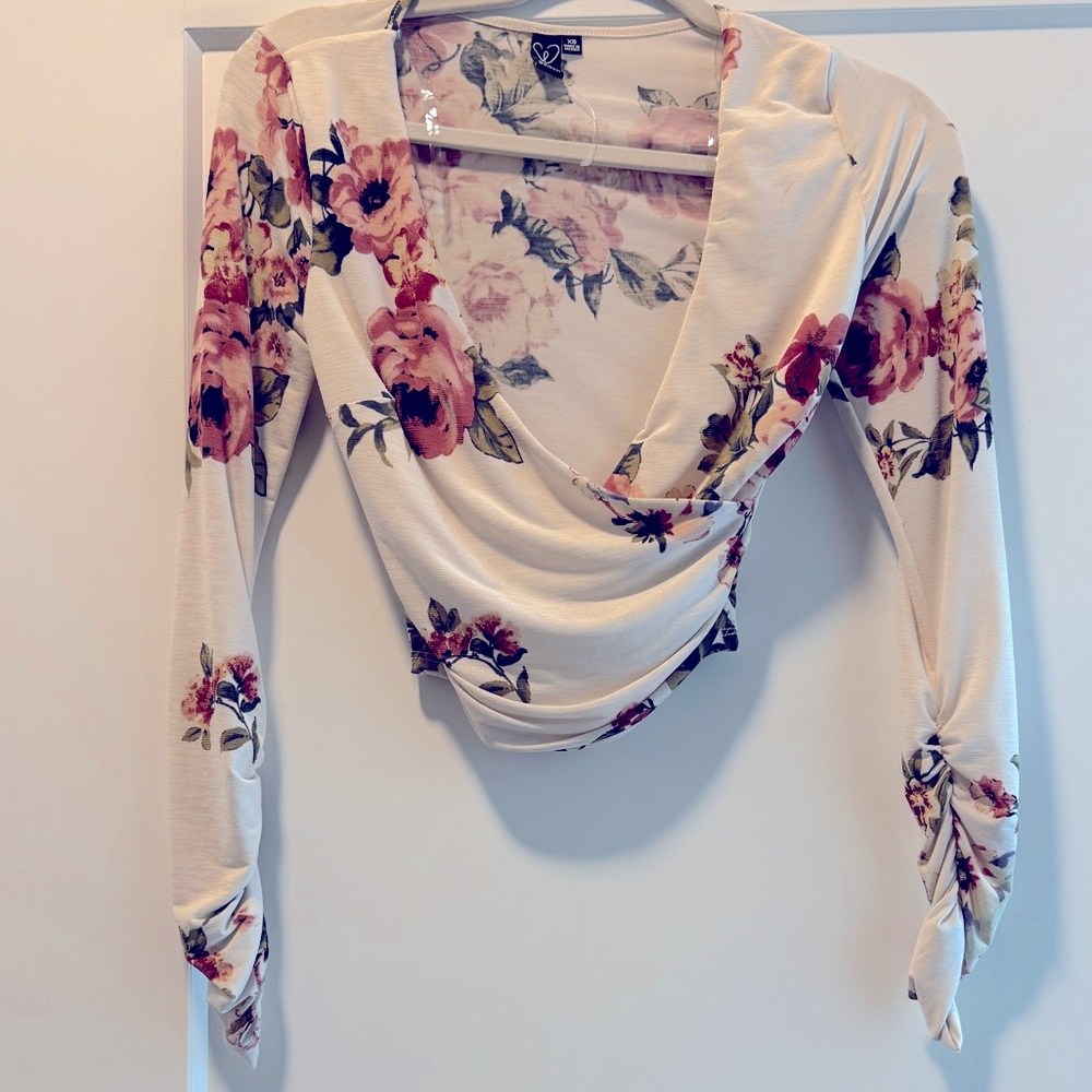 floral print wrap top